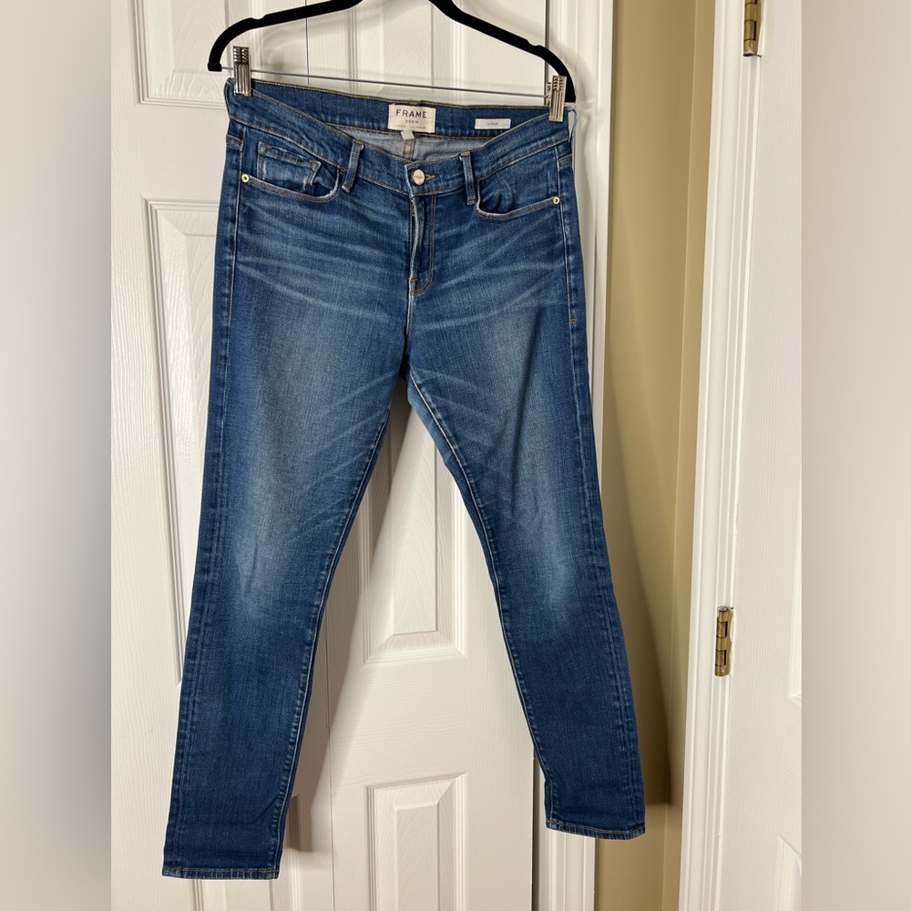 Frame Denim. Le Garçon Belgrave. Boyfriend Jeans. Size 28.